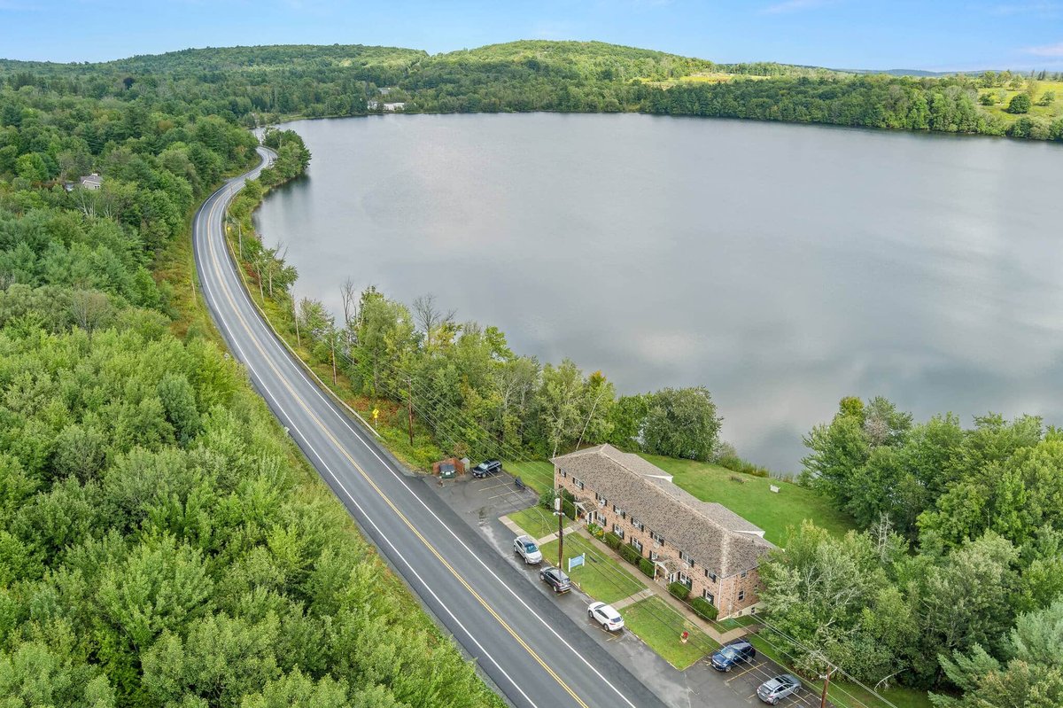 Kiamesha Lake, NY - Photos of Apartments & Amenities | Kiamesha Lake Apartments