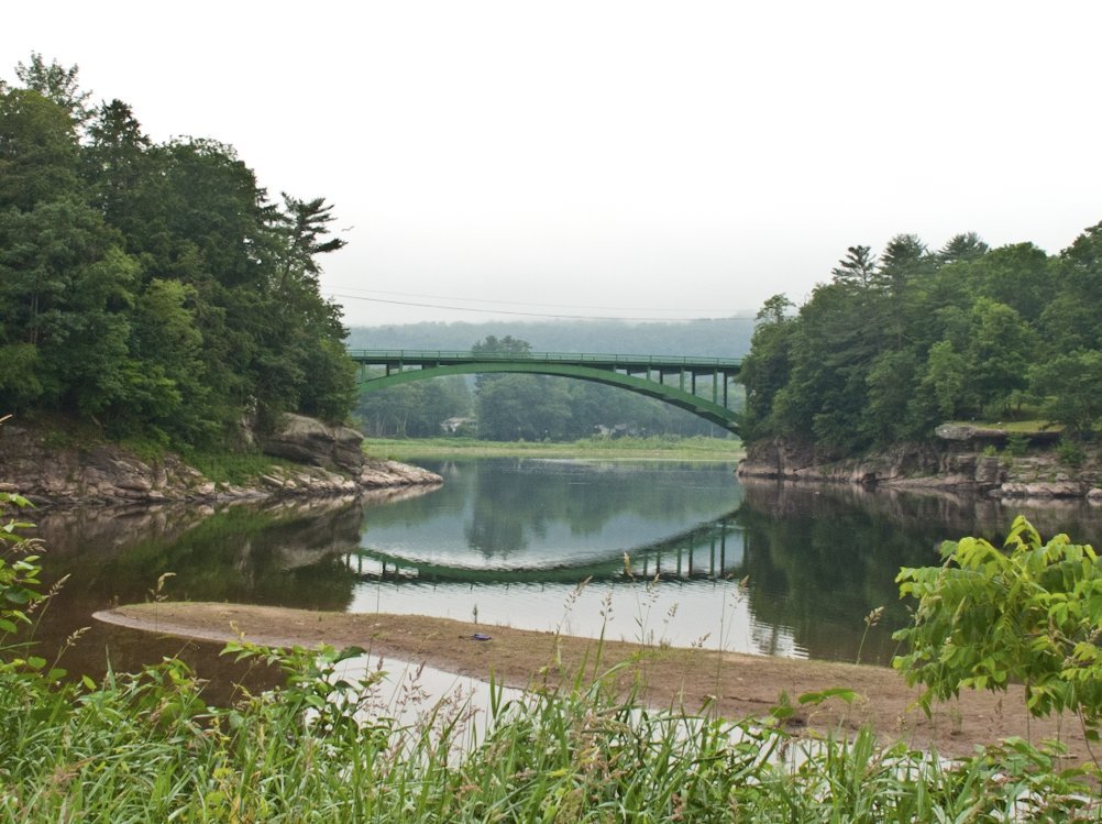 Narrowsburg, NY - File:Narrowsburg, NY- bridge to PA..jpg - Wikipedia